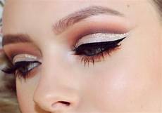 Bronze Makeup