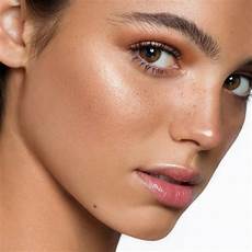 Bronzer With Brush