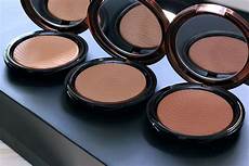 Bronzer With Brush