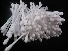 Cotton Buds With