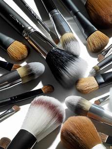 Flat Bronzer Brush