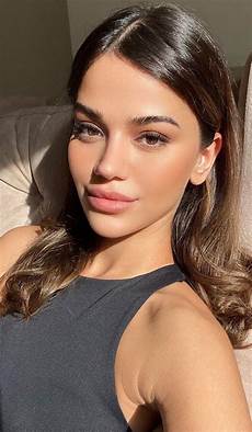 Natural Looking Bronzer