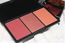 Shimmer Blusher