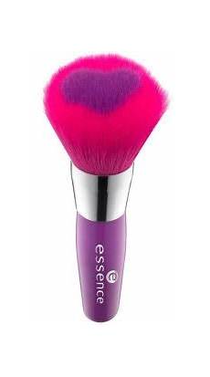 Slanted Blush Brush